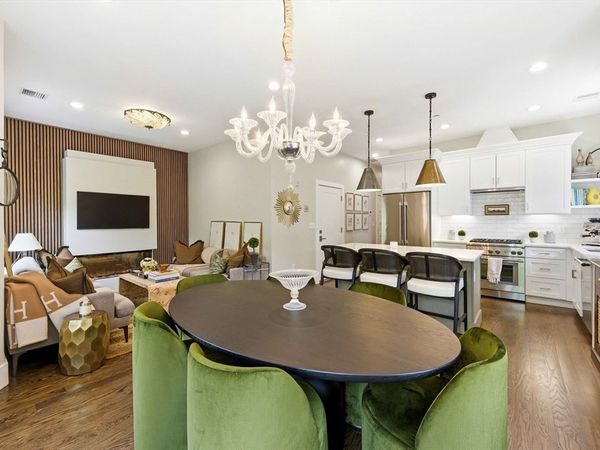 8 Monument Square, Unit 3, Boston, MA 02129