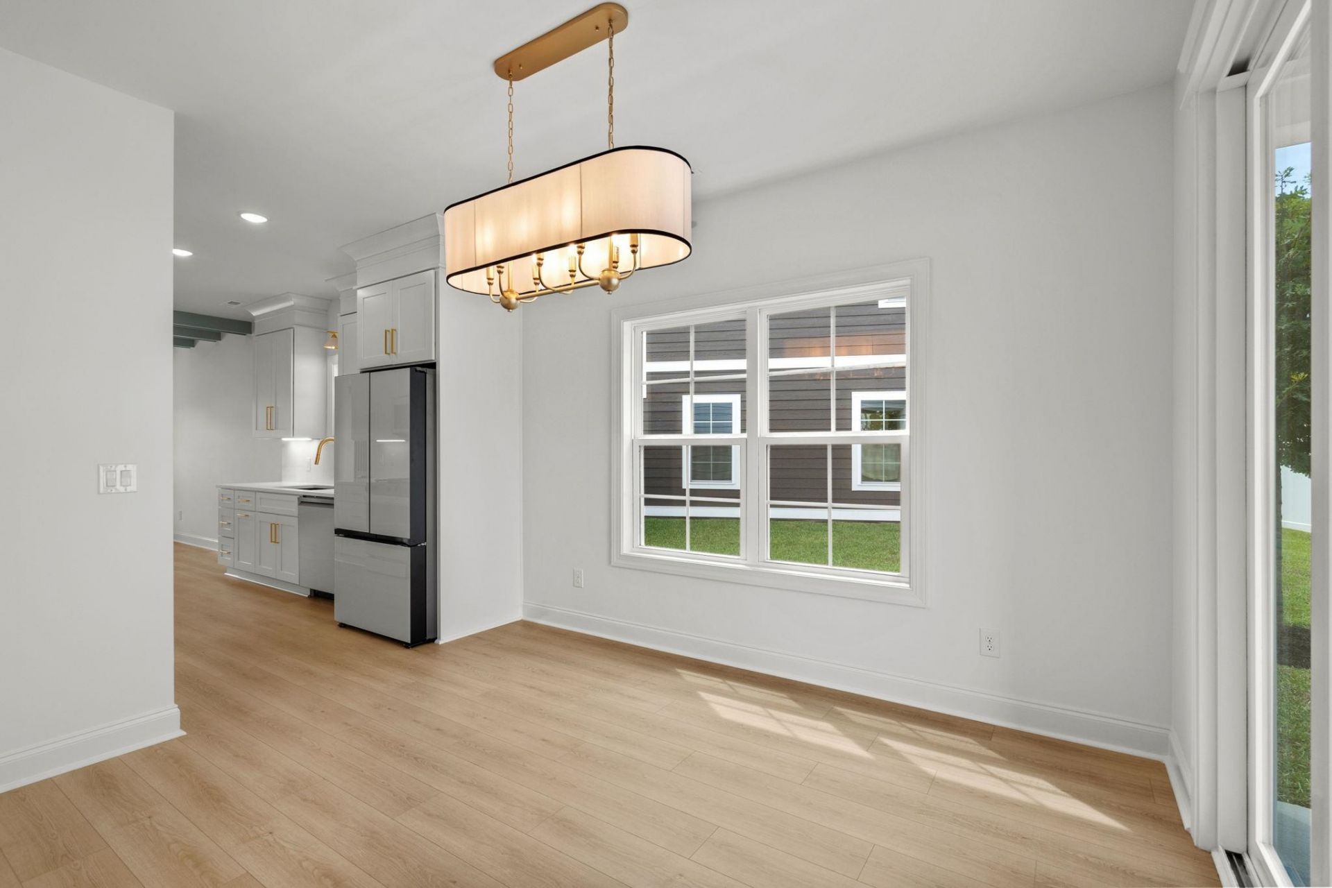 160 Arbor Ridge Circle  Photo 15