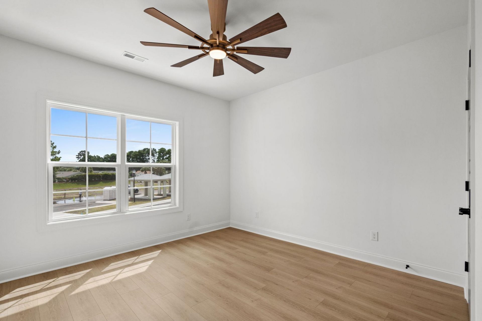 160 Arbor Ridge Circle  Photo 28