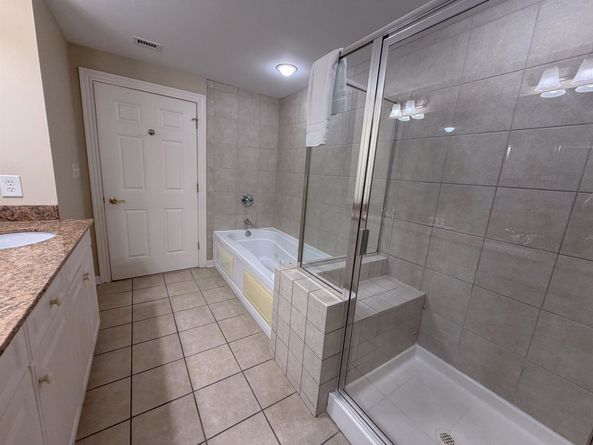 9994 Beach Club Dr.  Photo 19