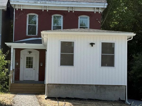 66 Delafield Street , Unit Floor 1, Poughkeepsie, NY 12601