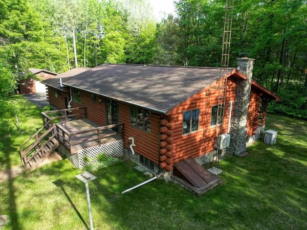 W6542 MILKY ROAD, Tomahawk, WI 54487
