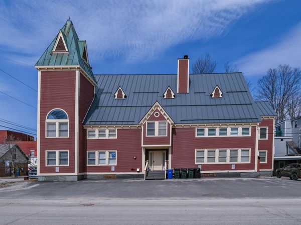 18 Pleasant Street, Unit 3, Ludlow, VT 05149