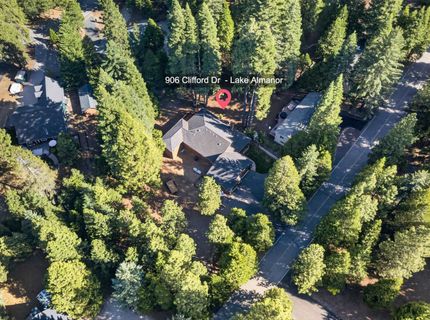 904 Clifford Drive, Lake Almanor, CA 96137 Photo