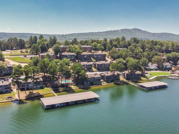 200 HAMILTON OAKS, Unit 113, Hot Springs, AR 71913