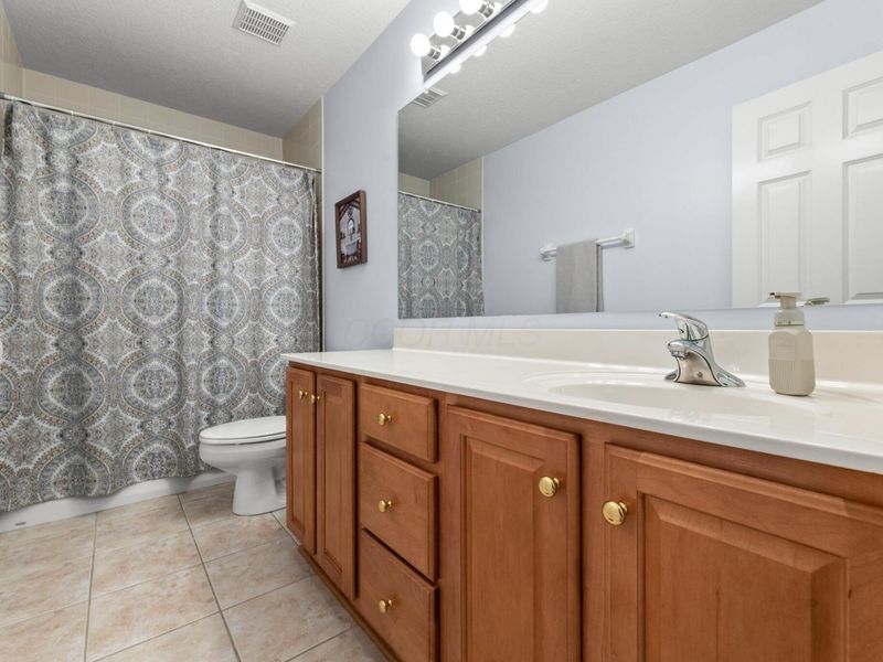 2916 Pebble Drive, Lewis Center, OH 43035 Photo 35
