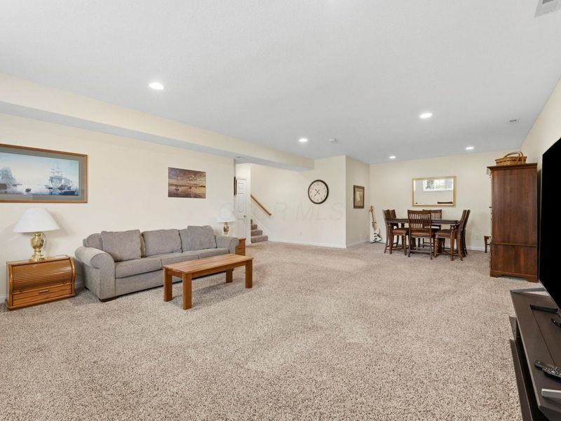 2916 Pebble Drive, Lewis Center, OH 43035 Photo 48