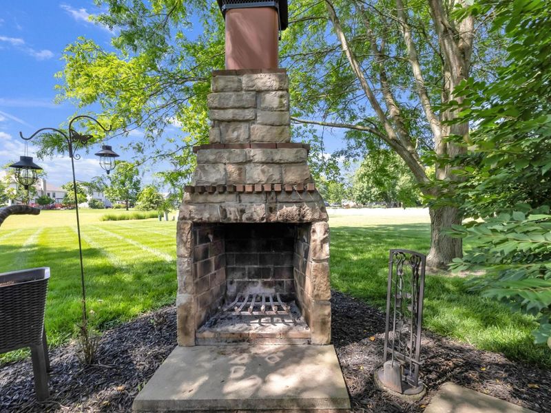 2916 Pebble Drive, Lewis Center, OH 43035 Photo 54