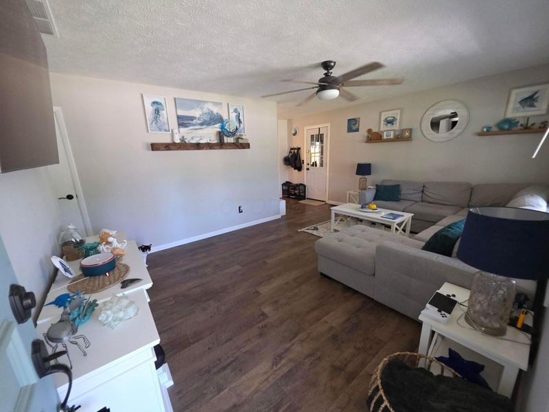 21 Sussex Court W, Lexington, OH 44904 Photo 6