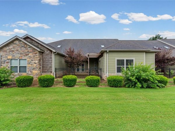 2007 S Dixieland Road , Unit B, Rogers, AR 72758