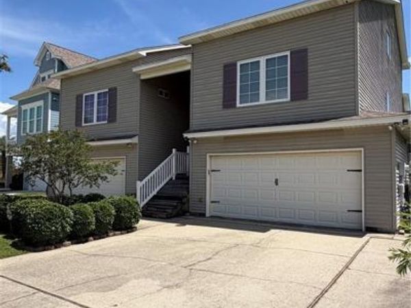 130 NORTHSHORE Circle , Unit B, Slidell, LA 70458