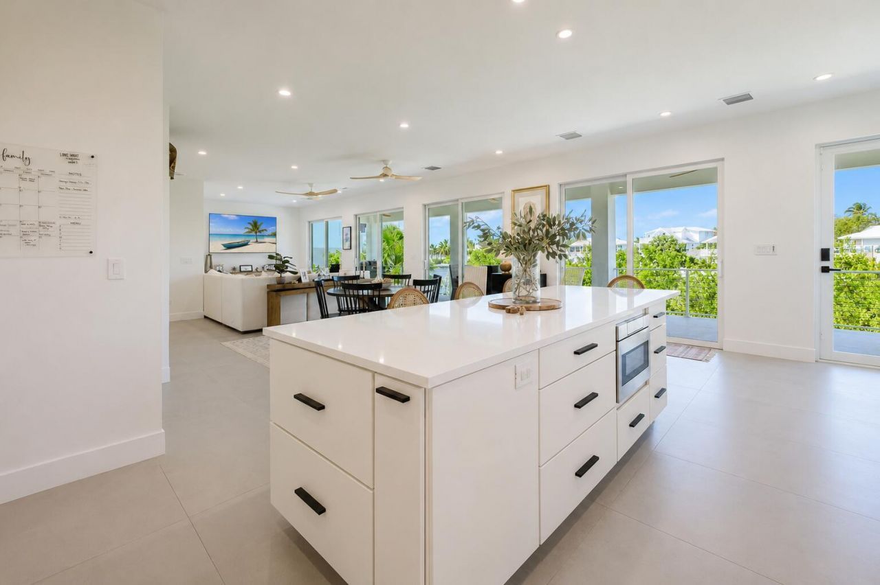 36 N Bounty Lane, Key Largo, FL 33037 Photo