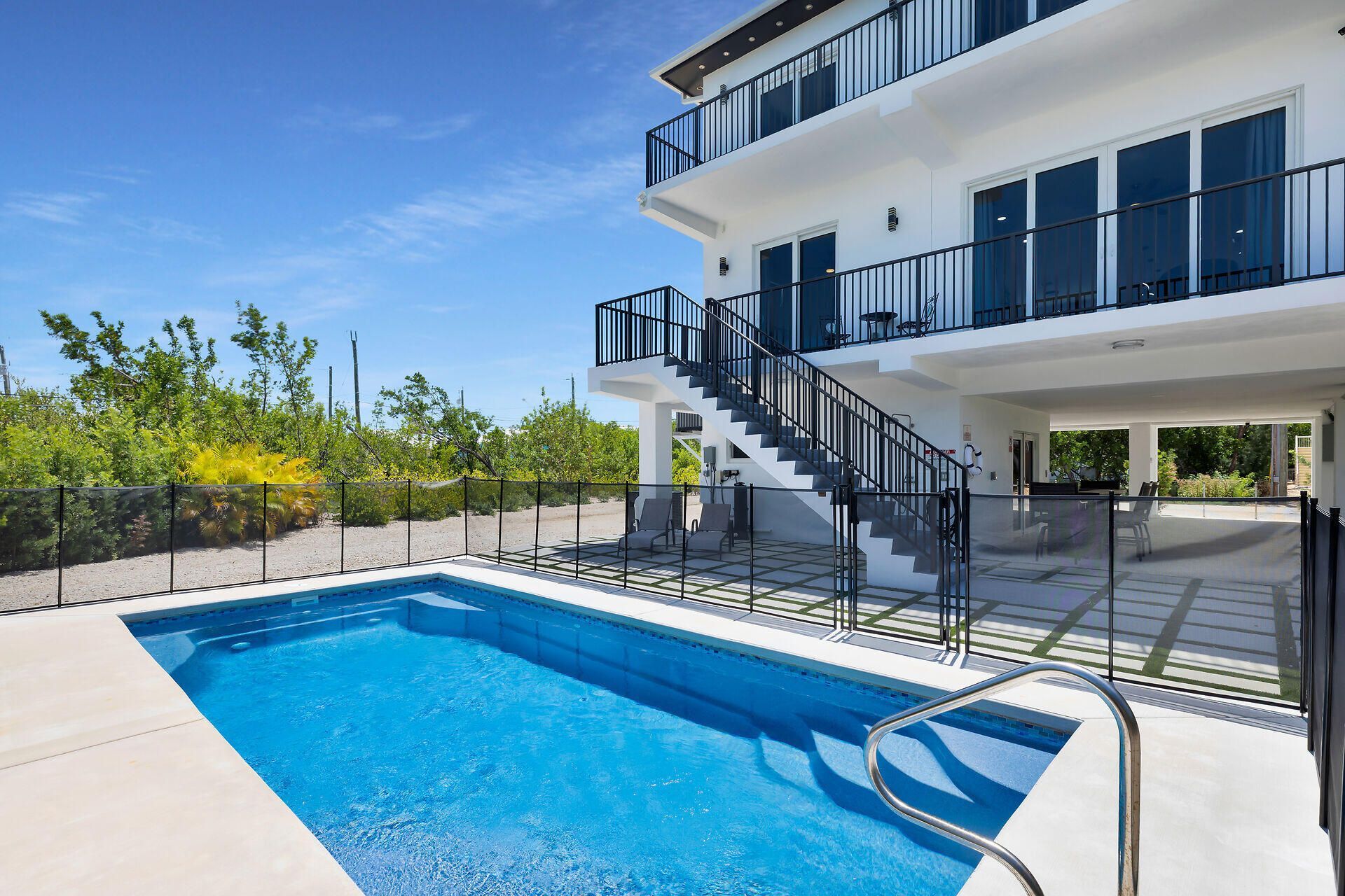 835 Copa D Oro, Marathon, FL 33050 Photo