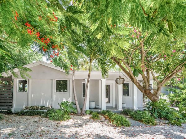88100 Overseas Highway, Unit 1, ISLAMORADA, FL 33036