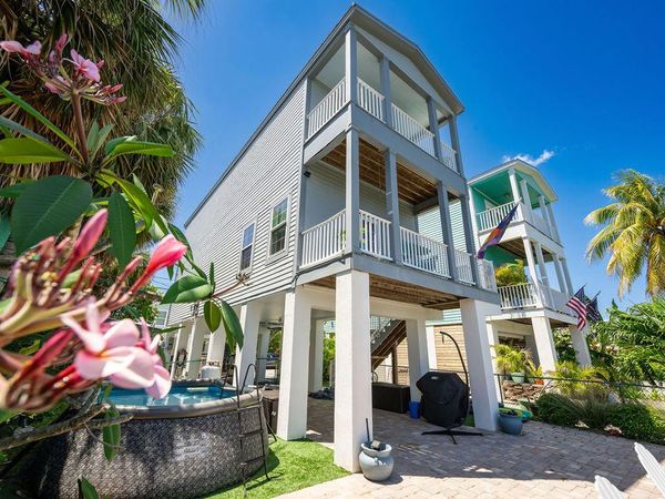 59 Palm Drive, Saddle Bunch, FL 33040