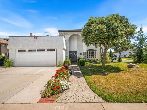 3902 Toland, Los Alamitos, CA 90720
