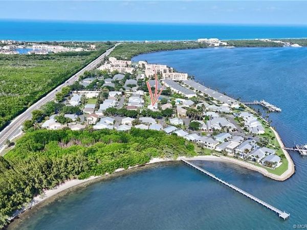 4061 NE Breakwater Drive, Jensen Beach, FL 34957