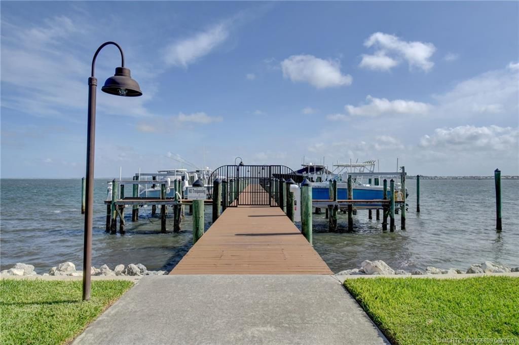 4061 NE Breakwater Drive, Jensen Beach, FL 34957 Photo