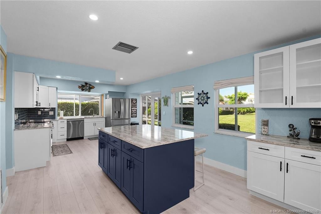 4061 NE Breakwater Drive, Jensen Beach, FL 34957 Photo