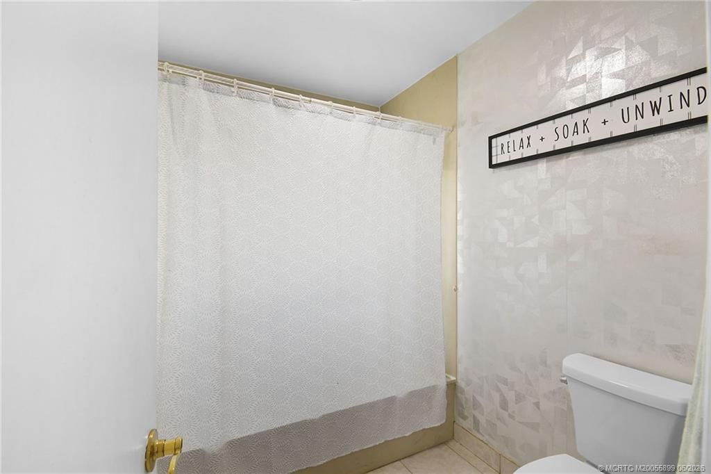 4061 NE Breakwater Drive, Jensen Beach, FL 34957 Photo