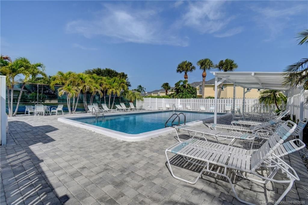 4061 NE Breakwater Drive, Jensen Beach, FL 34957 Photo