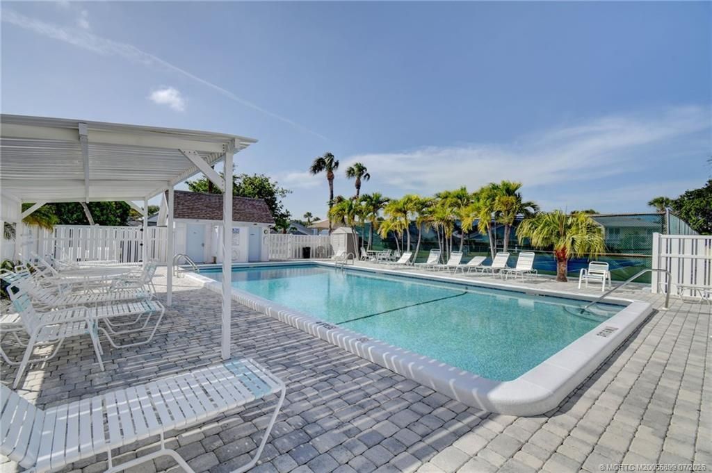 4061 NE Breakwater Drive, Jensen Beach, FL 34957 Photo