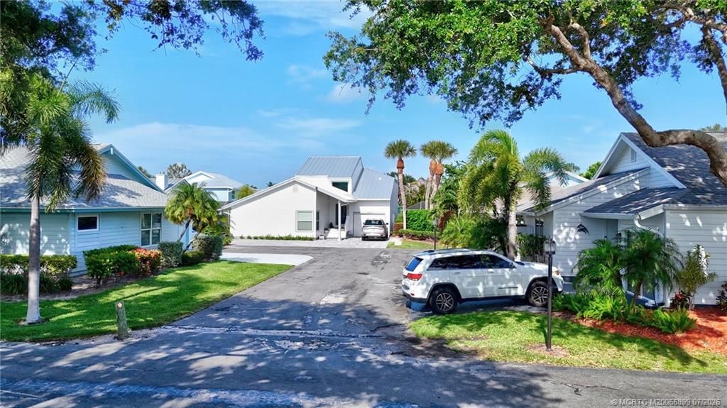 4061 NE Breakwater Drive, Jensen Beach, FL 34957 Photo