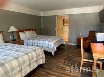 932 Poplar Street, South Lake Tahoe, CA 96150 Photo