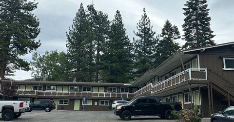 932 Poplar Street, South Lake Tahoe, CA 96150 Photo