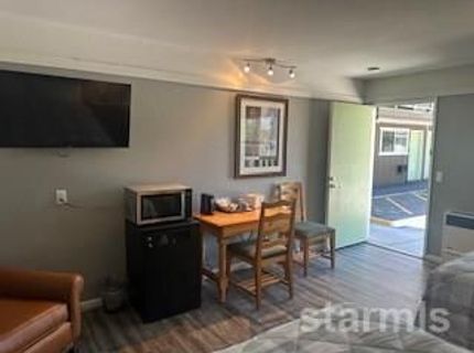 932 Poplar Street, South Lake Tahoe, CA 96150 Photo