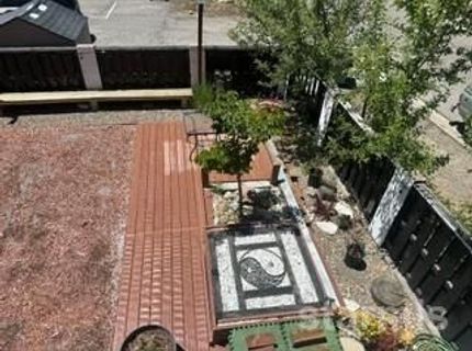 932 Poplar Street, South Lake Tahoe, CA 96150 Photo