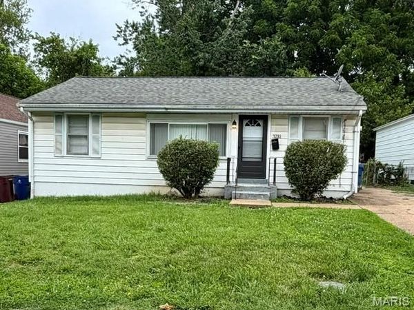 3231 Edmundson Road , St Louis, MO 63114