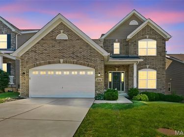 296 Cambridgeshire Court, St Peters, MO 63376