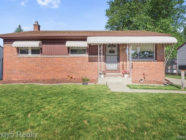 5048 Glenis Street, Dearborn Heights, MI 48125