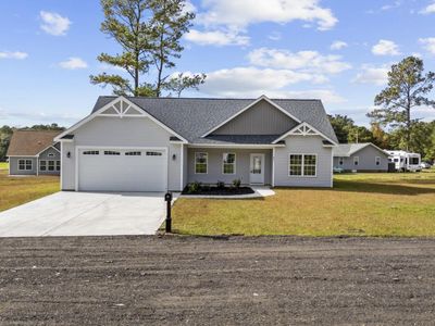 1904 Blue Bird Rd. , Loris, SC 29569