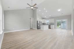 1904 Blue Bird Rd.  photo 4