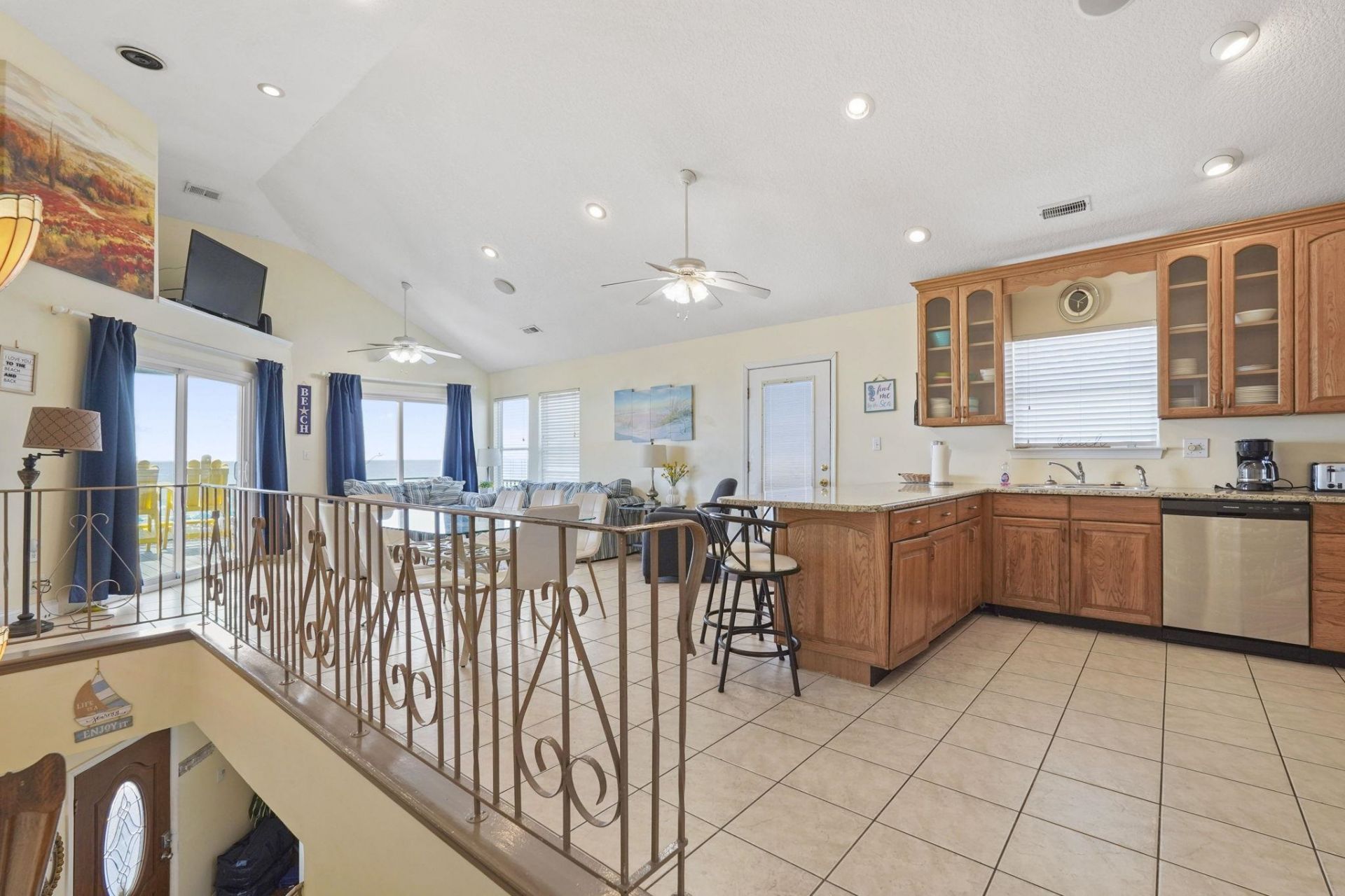 6001 S Kings Hwy. Photo 21