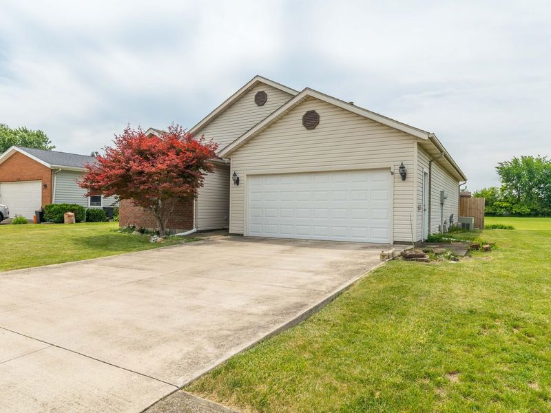 277 W Pinehurst Street, Sidney, OH 45365 Photo 2