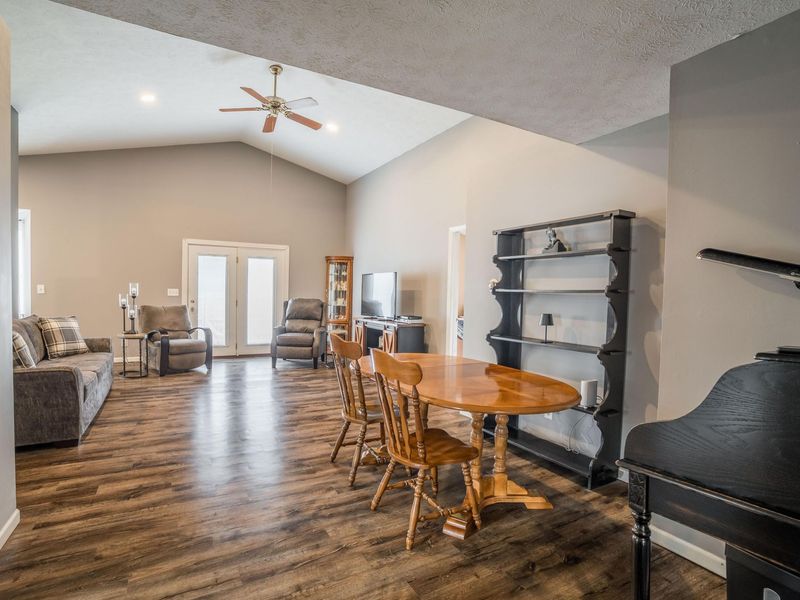 277 W Pinehurst Street, Sidney, OH 45365 Photo 6
