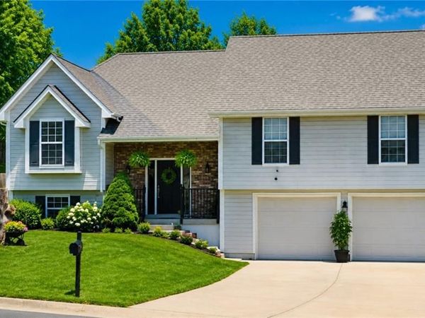 19415 E 13th Street, Independence, MO 64056