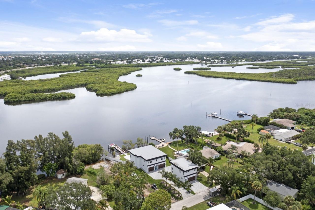 711 Tropical Drive , Bradenton, FL 34208 Photo