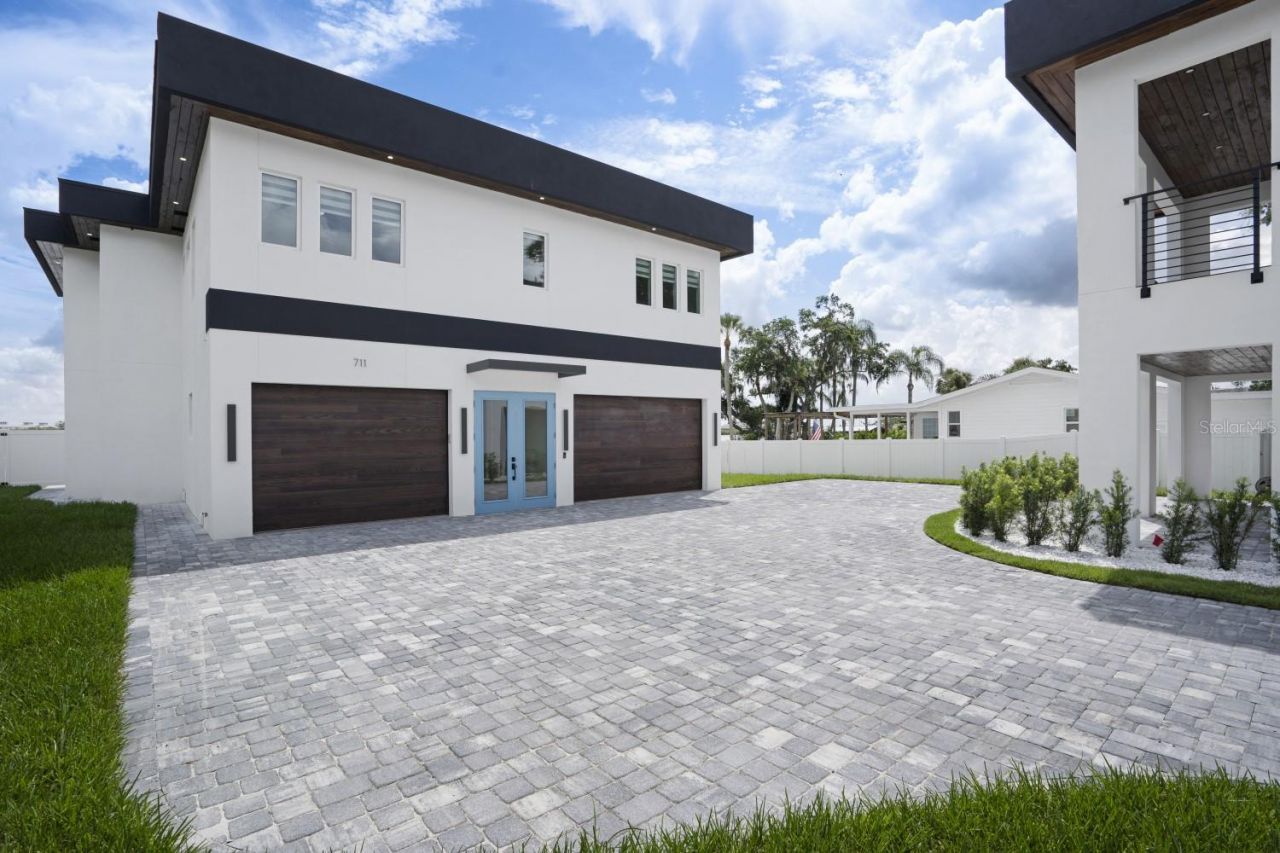 711 Tropical Drive , Bradenton, FL 34208 Photo