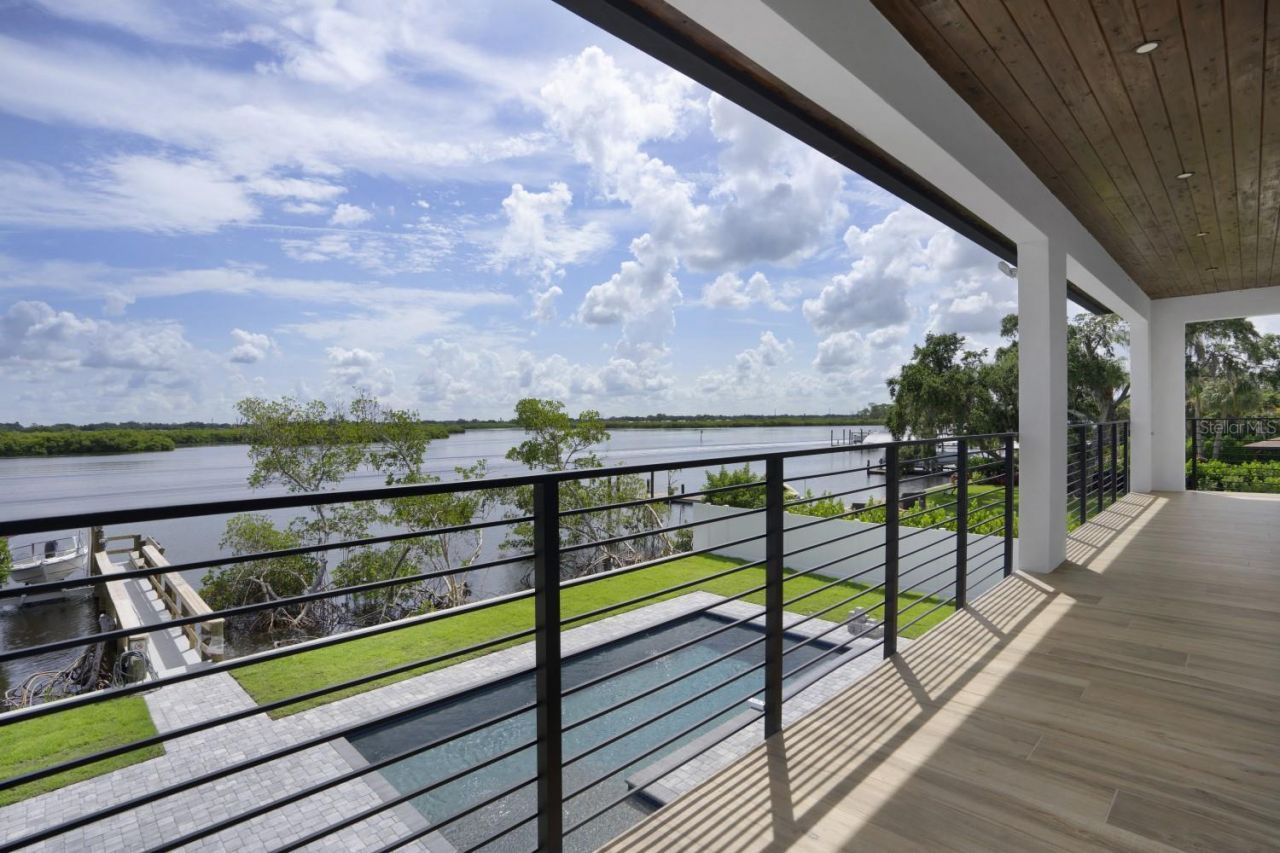 711 Tropical Drive , Bradenton, FL 34208 Photo