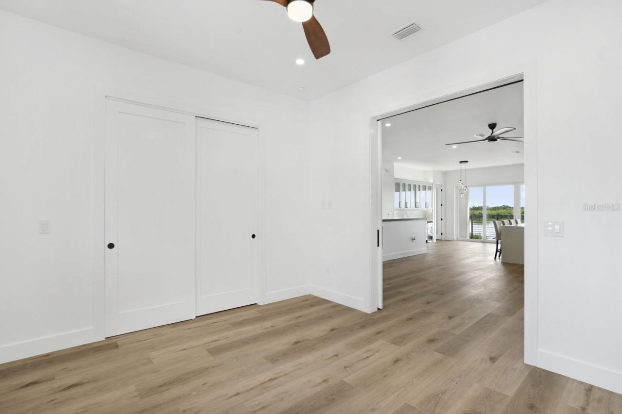 711 Tropical Drive , Bradenton, FL 34208 Photo