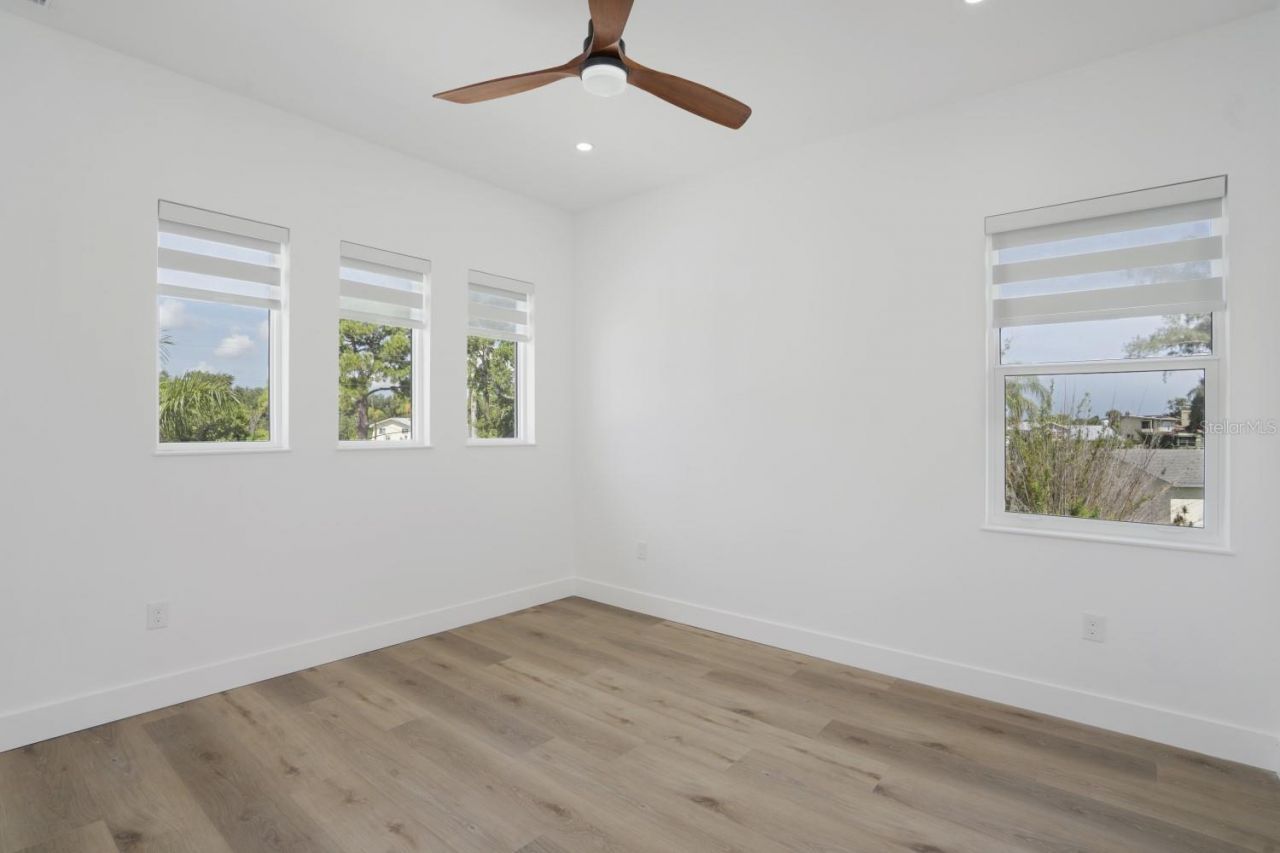 711 Tropical Drive , Bradenton, FL 34208 Photo