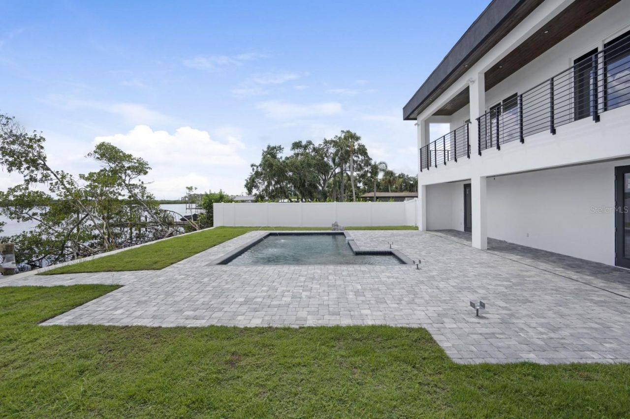 711 Tropical Drive , Bradenton, FL 34208 Photo