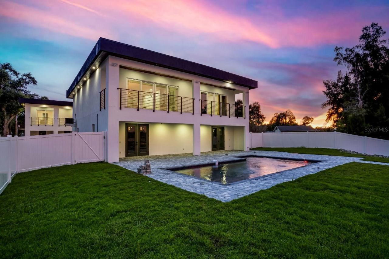 711 Tropical Drive , Bradenton, FL 34208 Photo
