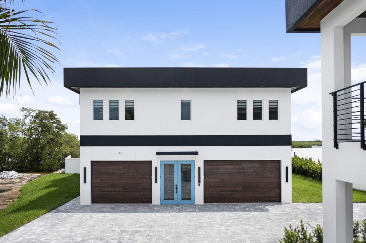 711 Tropical Drive , Bradenton, FL 34208 Photo