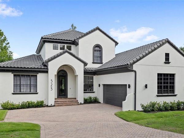 523 W BLUE WATER EDGE DRIVE , EUSTIS, FL 32736
