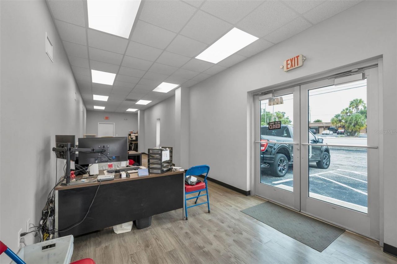 6581 Seminole Boulevard, Seminole, FL 33772 Photo